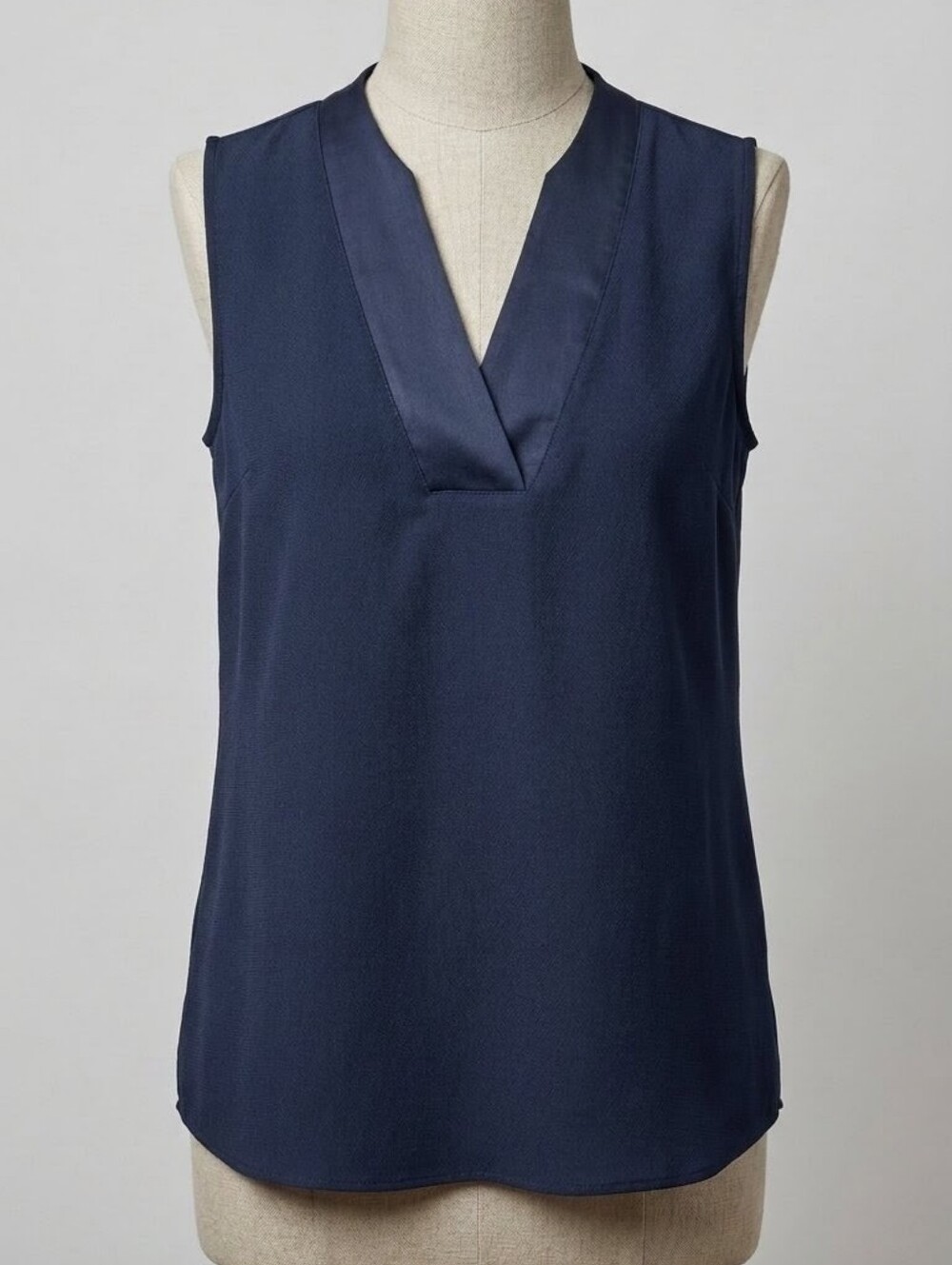 Esprit Sleeveless V-Neck Top Medium